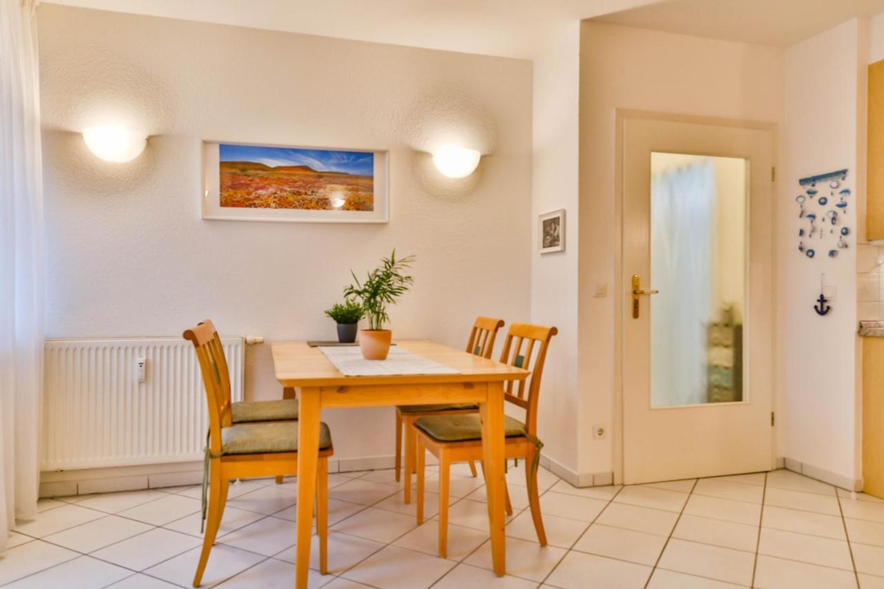 Apartment Ostseerose Ein Strandkorb Ist Im Sommer Inclusive Zempin Exteriér fotografie