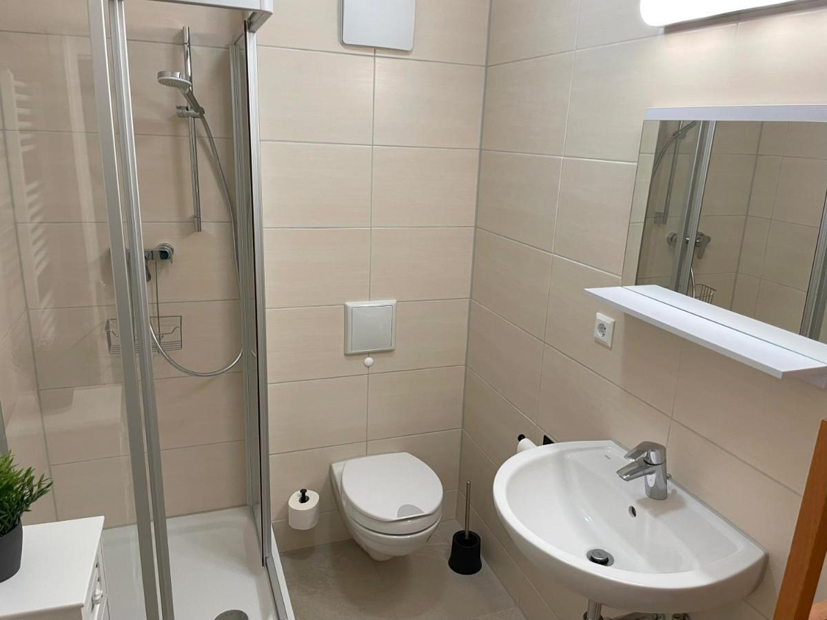 Apartment Ostseerose Ein Strandkorb Ist Im Sommer Inclusive Zempin Exteriér fotografie
